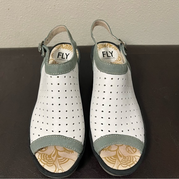 Fly London "Yile" Perforated Leather Wedge Size 7.5-8 - Picture 4 of 12